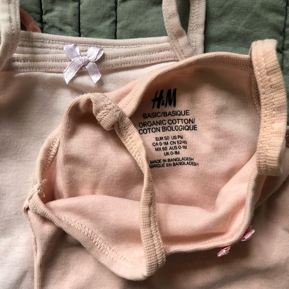HM onesies - Picture 2 of 2